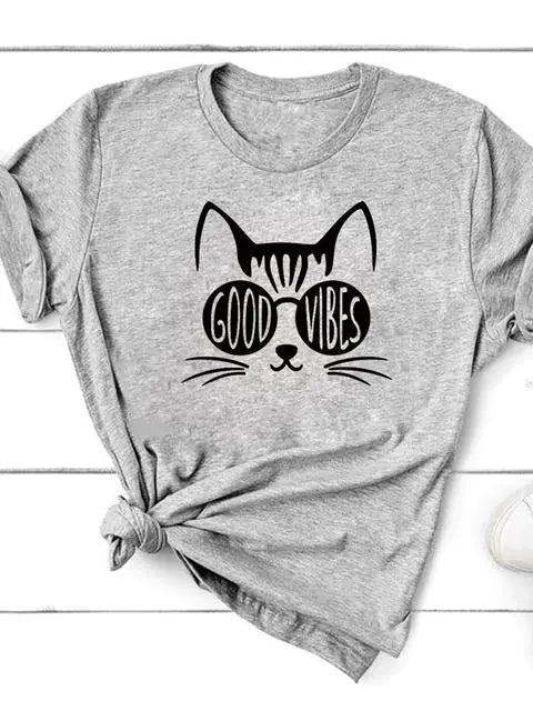 Graphic Cat Print T-Shirt for Women - Short Sleeve - Feline the Love